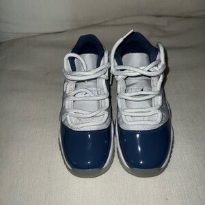 Jordan diffused blue